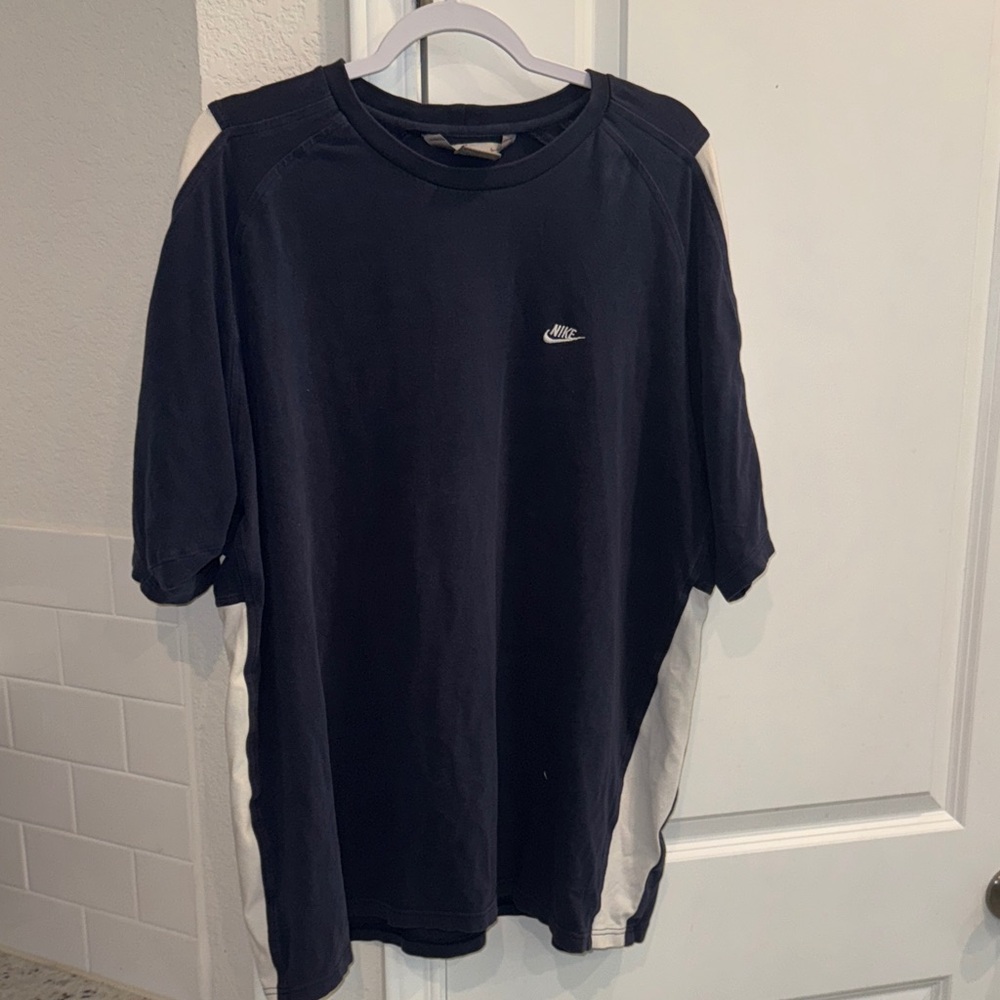 Nike unisex Black and White Shirt